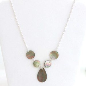 'Tahiti' Mother Of Pearl Necklace Premier Designs